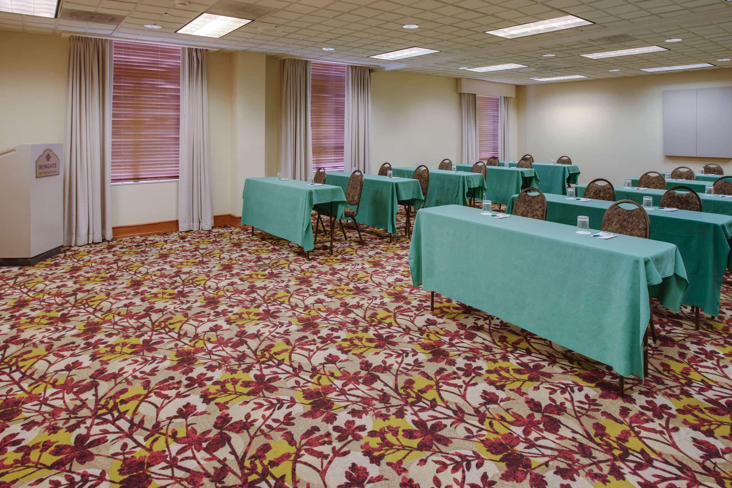 Wingate By Wyndham - Dulles International Hotell Chantilly Eksteriør bilde